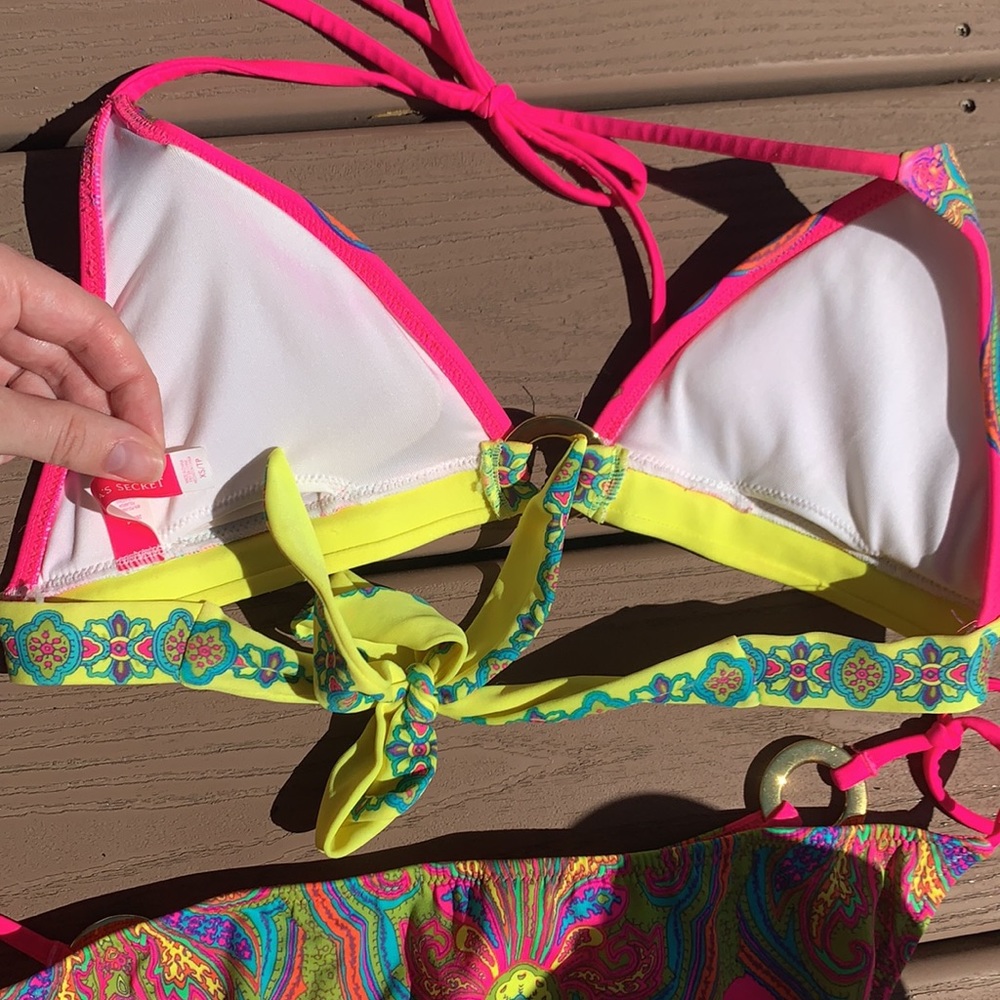 Victoria’s Secret Bikini Set - Picture 4 of 4